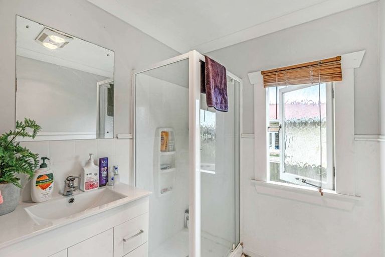 Photo of property in 140 Seddon Street, Pukekohe, 2120