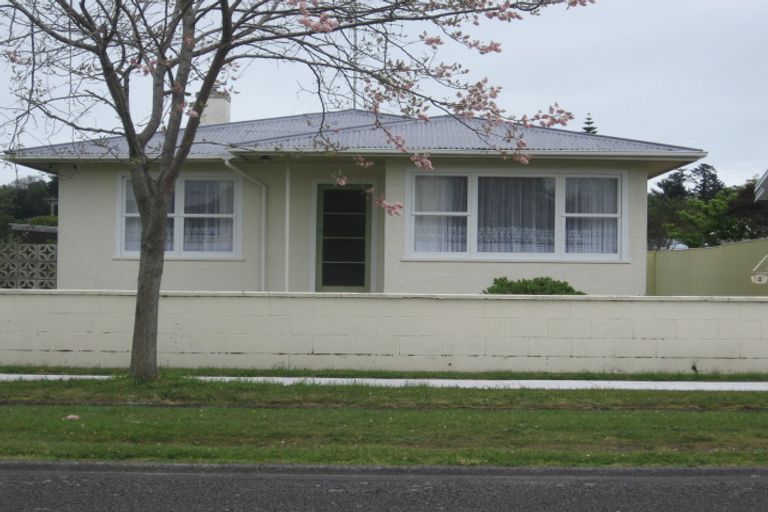 Photo of property in 4 Sydney Place, Whanganui, 4500