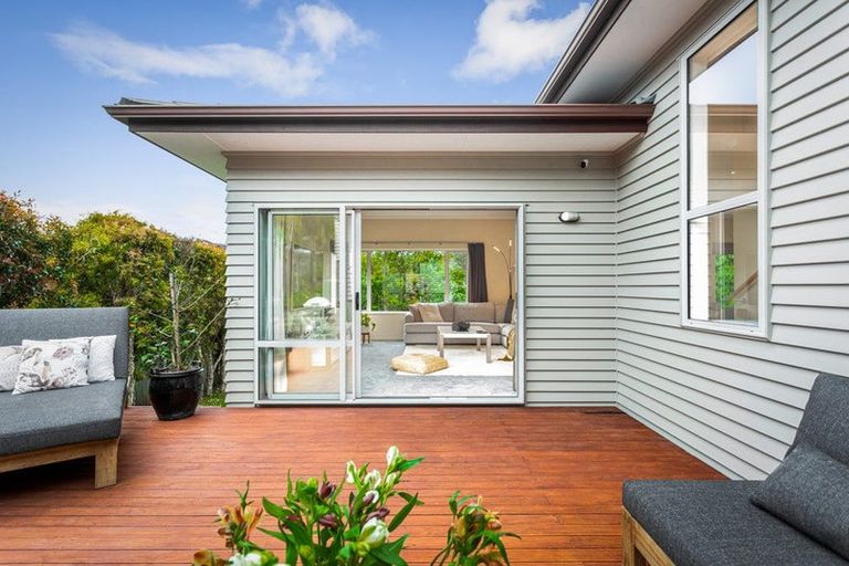 Photo of property in 54 Hornbill Drive, Fairview Heights, Auckland, 0632