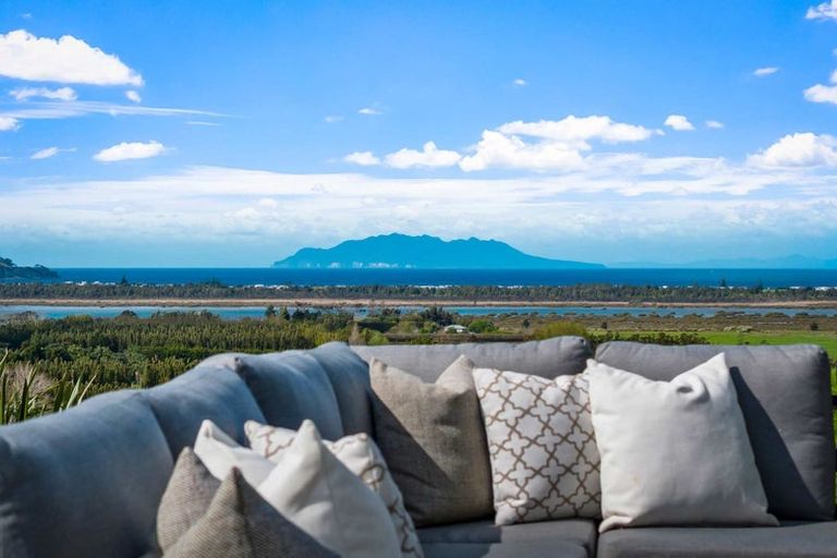 Photo of property in 273 Takatu Road, Tawharanui Peninsula, Warkworth, 0986