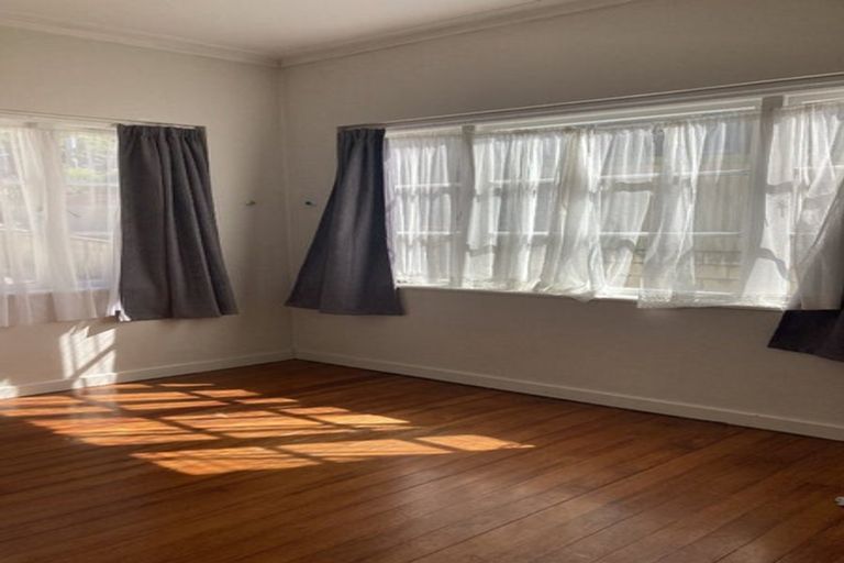 Photo of property in 10 Masters Avenue, Hillcrest, Hamilton, 3216