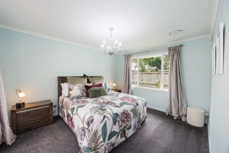 Photo of property in 3 Tennyson Avenue, Kelvin Grove, Palmerston North, 4414