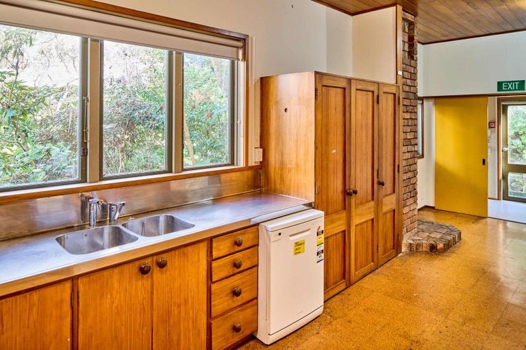 Photo of property in 3 Waiteata Road, Kelburn, Wellington, 6012