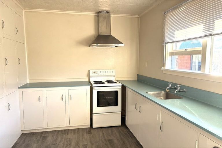 Photo of property in 4/8 Hatton Street, West End, Timaru, 7910