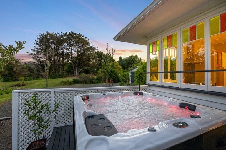 Photo of property in 1232 Weranui Road, Wainui, Silverdale, 0994