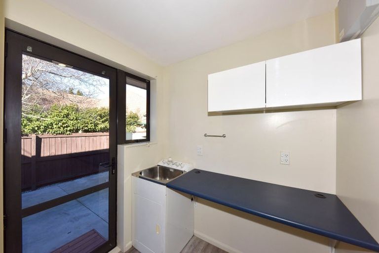 Photo of property in 10 Courtfield Close, Parklands, Christchurch, 8083