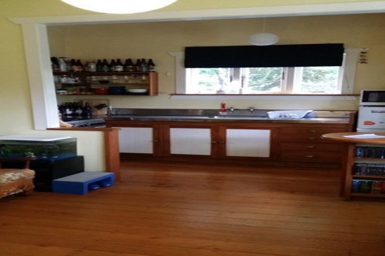 Photo of property in 15 Crieff Street, Northland, Wellington, 6012