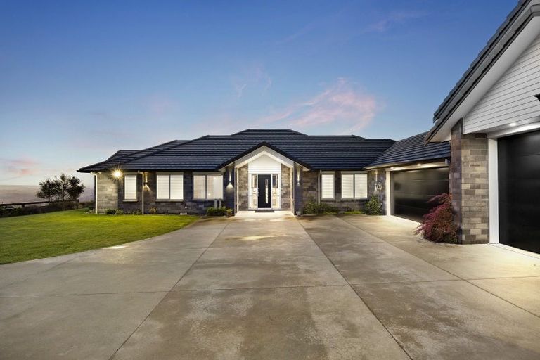 Photo of property in 74e Solway Road, Whitford, 2576