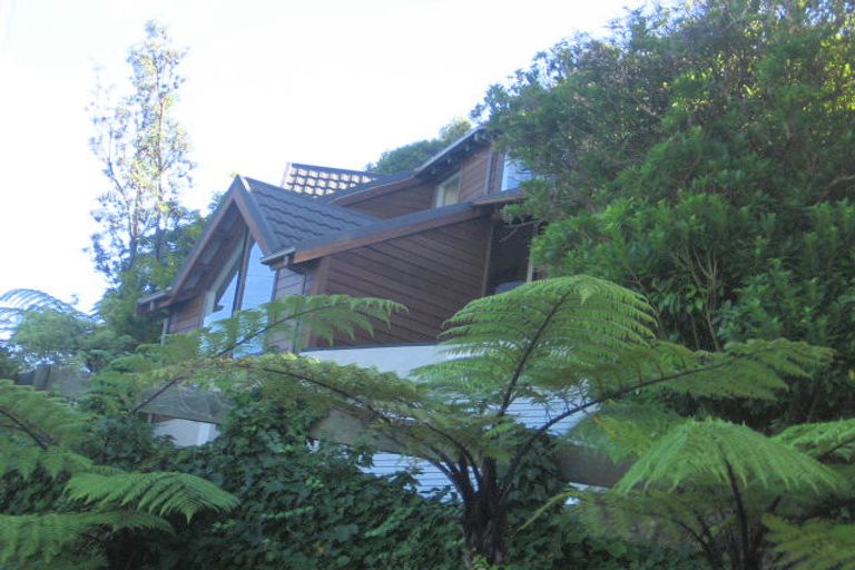 Photo of property in 43e London Road, Korokoro, Lower Hutt, 5012