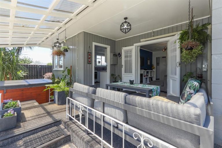 Photo of property in 45 Fairview Road, Western Heights, Rotorua, 3015