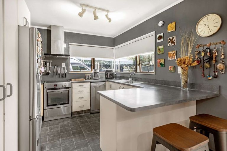 Photo of property in 2d Woodfield Avenue, Roslyn, Palmerston North, 4414