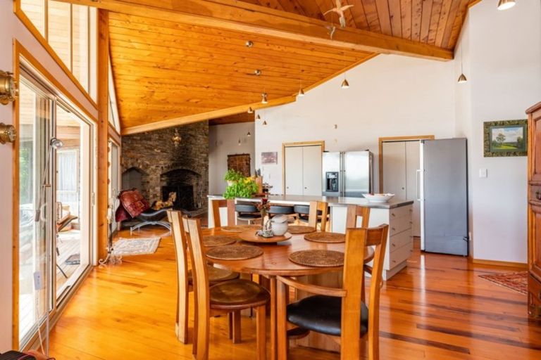 Photo of property in 467 Heatley Road, Whakapirau, Maungaturoto, 0583