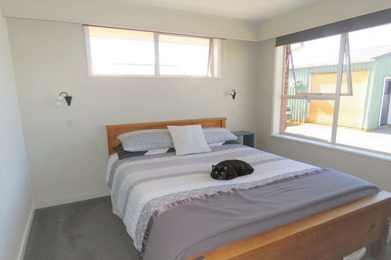 Photo of property in 183 Queen Street, Westport, 7825