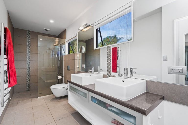 Photo of property in 24 Waitaua Road, Kauri, Kamo, 0185