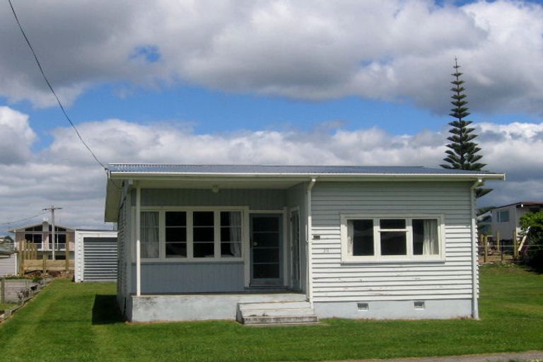 Photo of property in 39 Brighton Road, Waihi Beach, 3611