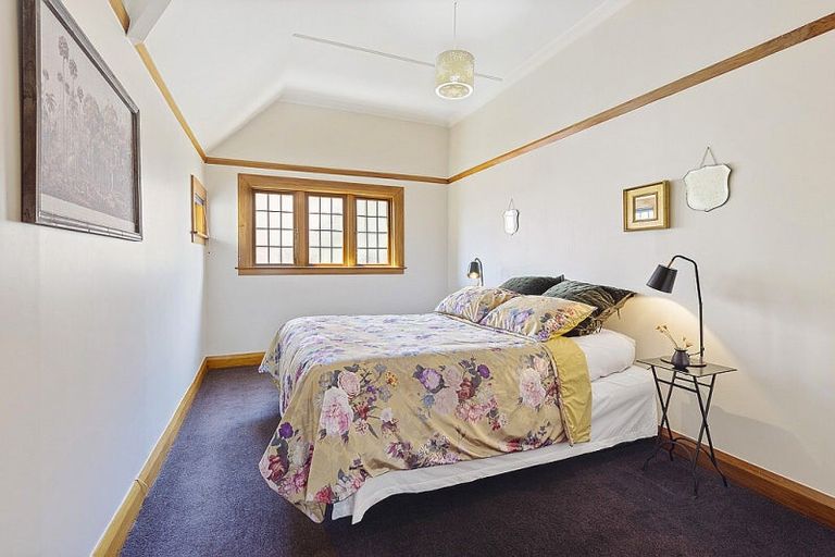Photo of property in 25 Hawkestone Street, Thorndon, Wellington, 6011