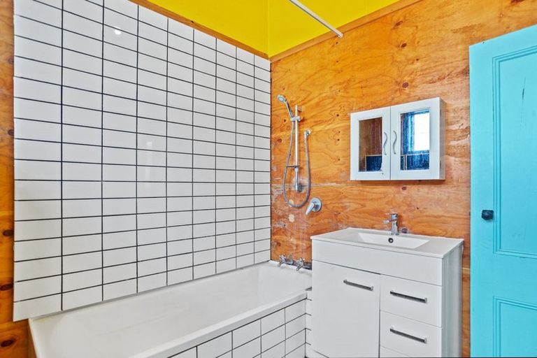 Photo of property in 9 Brenan Street, Paeroa, 3600