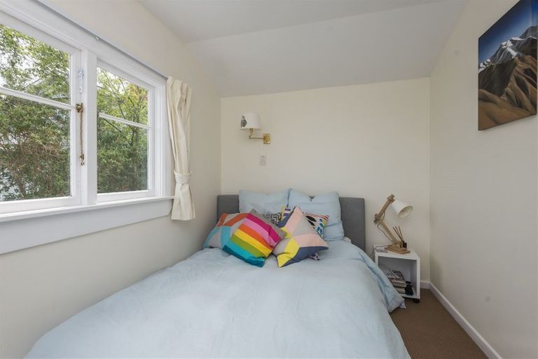 Photo of property in 108 Dyers Pass Road, Cashmere, Christchurch, 8022