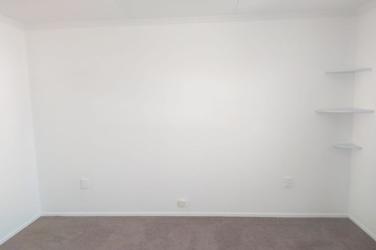 Photo of property in 10b Ropiha Street, Fitzroy, New Plymouth, 4312