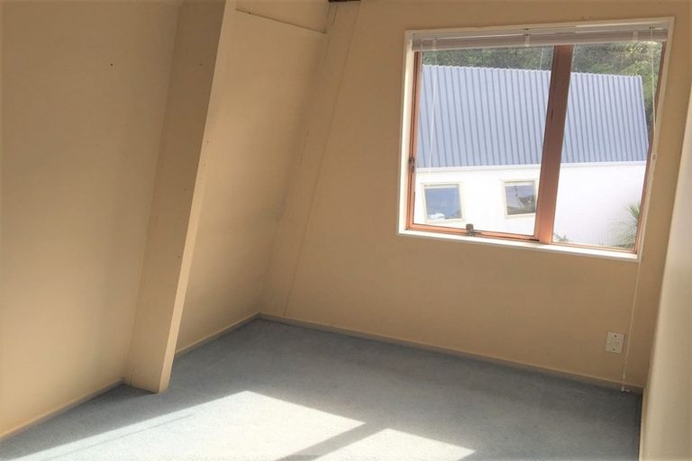 Photo of property in 37a London Road, Korokoro, Lower Hutt, 5012