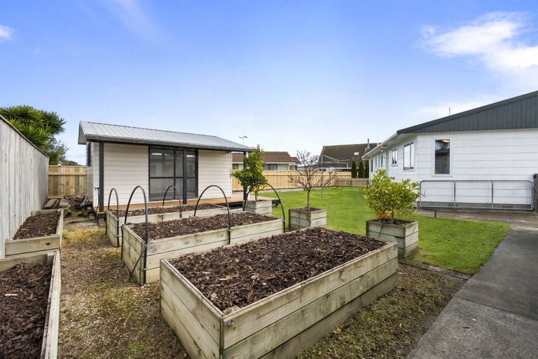 Photo of property in 10 Mansell Crescent, Bulls, 4818