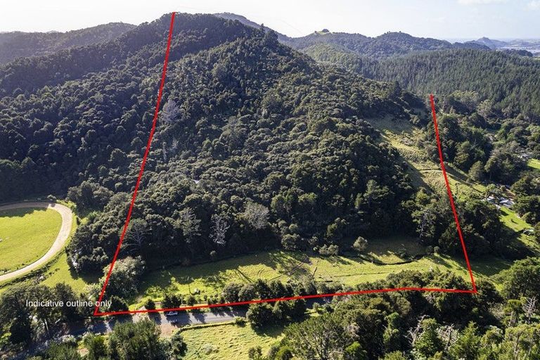 Photo of property in 74 Waiparera Road, Parua Bay, 0192