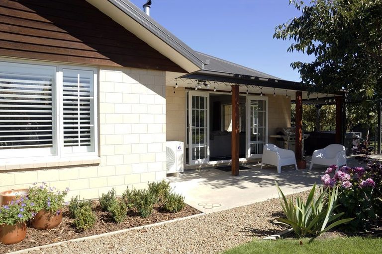 Photo of property in 15 Ormandy Court, Amberley, 7410