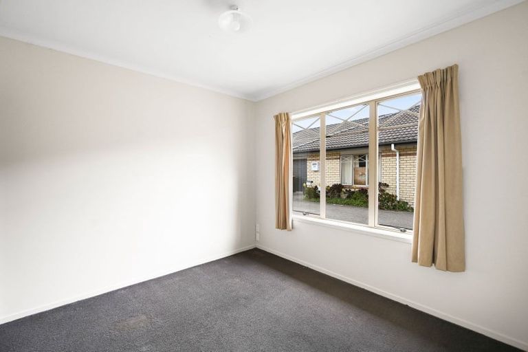 Photo of property in 2/201 Massey Street, Frankton, Hamilton, 3204