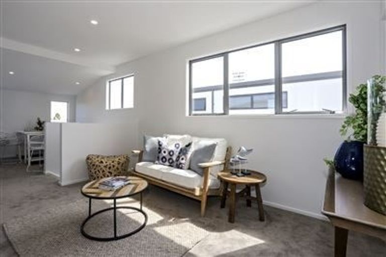 Photo of property in 10 Tuangi Way, Papamoa Beach, Papamoa, 3118