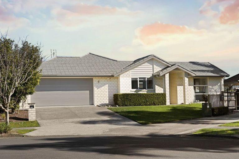 Photo of property in 17 Michael Terrence Place, Flagstaff, Hamilton, 3210