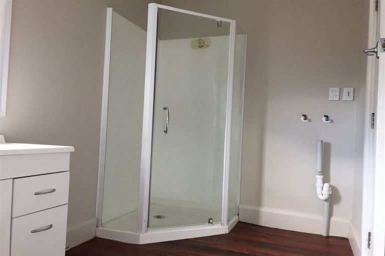 Photo of property in 1/38 Kilmarnock Street, Riccarton, Christchurch, 8011