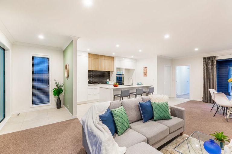 Photo of property in 17 Whenuapai Drive, Whenuapai, Auckland, 0618