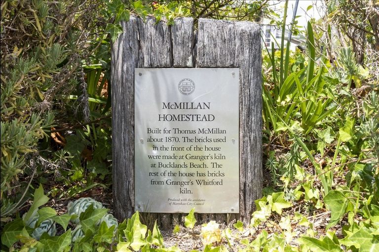 Photo of property in 159 Bleakhouse Road, Mellons Bay, Auckland, 2014