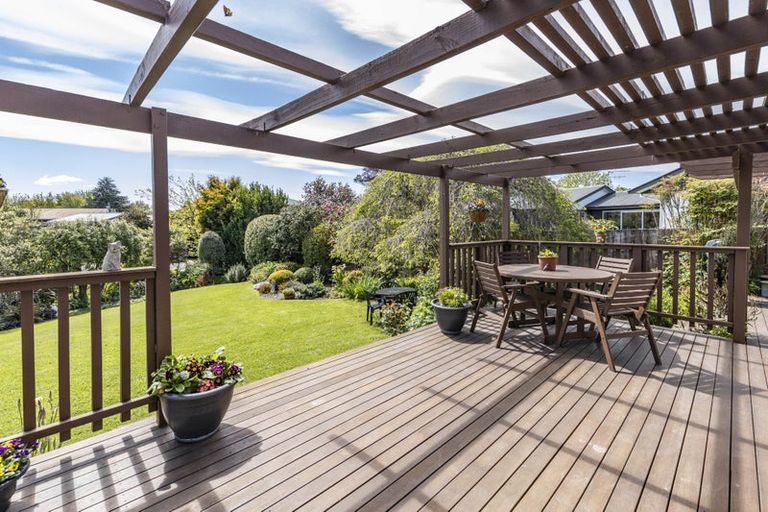 Photo of property in 4b Canberra Place, Redwood, Christchurch, 8051