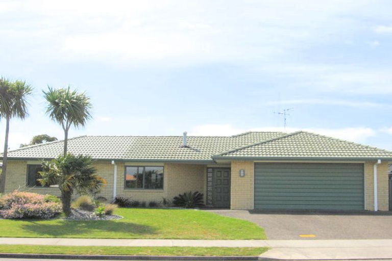Photo of property in 91 Santa Monica Drive, Papamoa Beach, Papamoa, 3118
