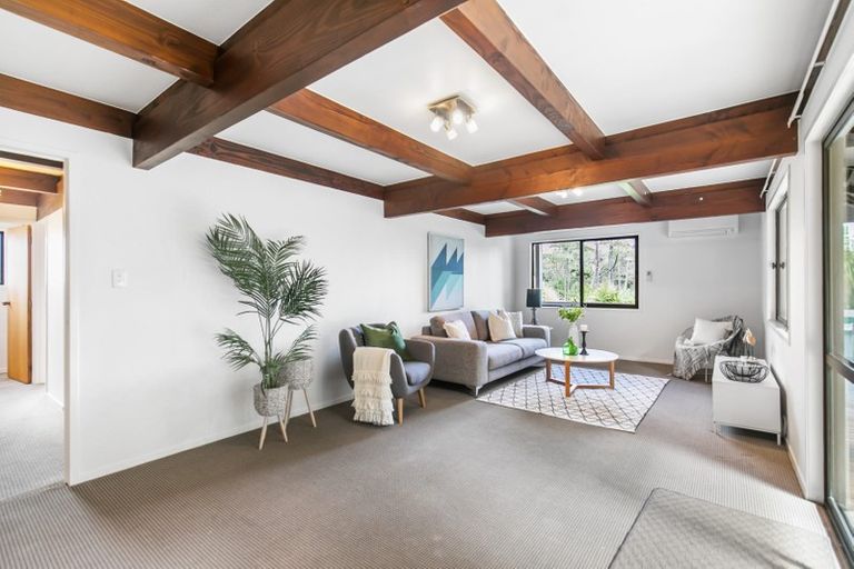 Photo of property in 82d Verbena Road, Birkdale, Auckland, 0626