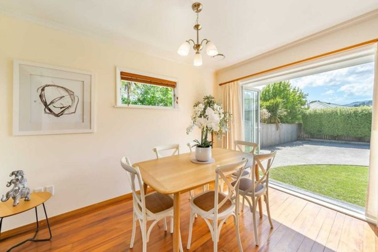 Photo of property in 28 Kashmir Avenue, Clouston Park, Upper Hutt, 5018