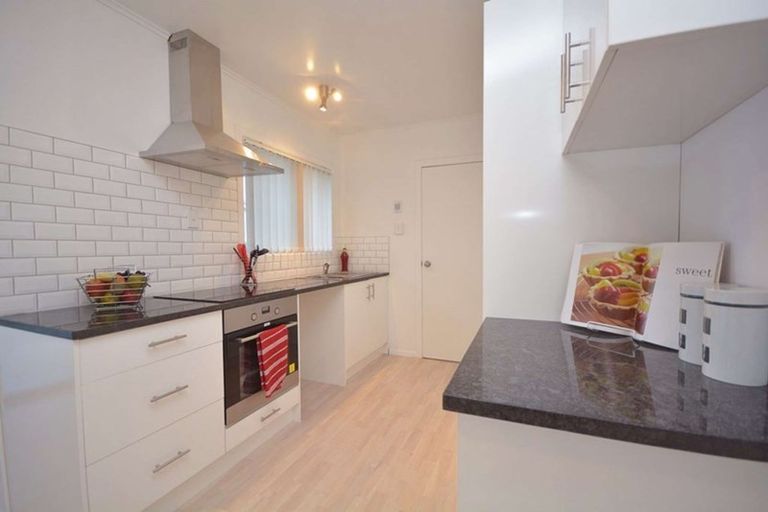 Photo of property in 15 Gee Place, Mangere East, Auckland, 2022