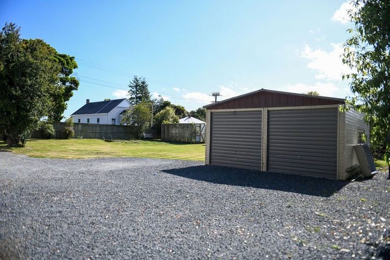 Photo of property in 301 Kaitangata Highway, Stirling, 9231