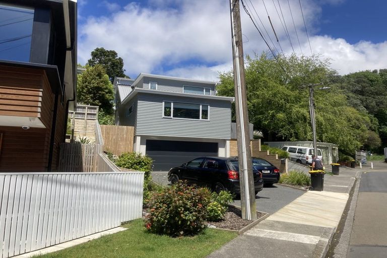 Photo of property in 41a Woodmancote Road, Khandallah, Wellington, 6035
