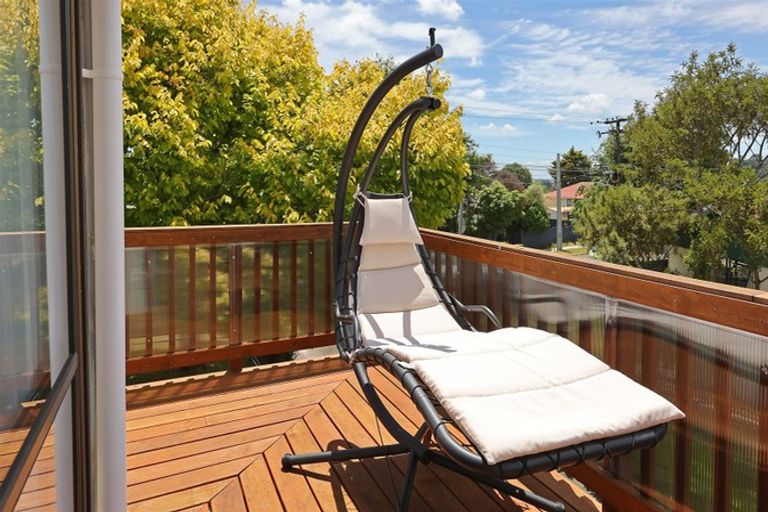 Photo of property in 1/56 Woodglen Road, Glen Eden, Auckland, 0602