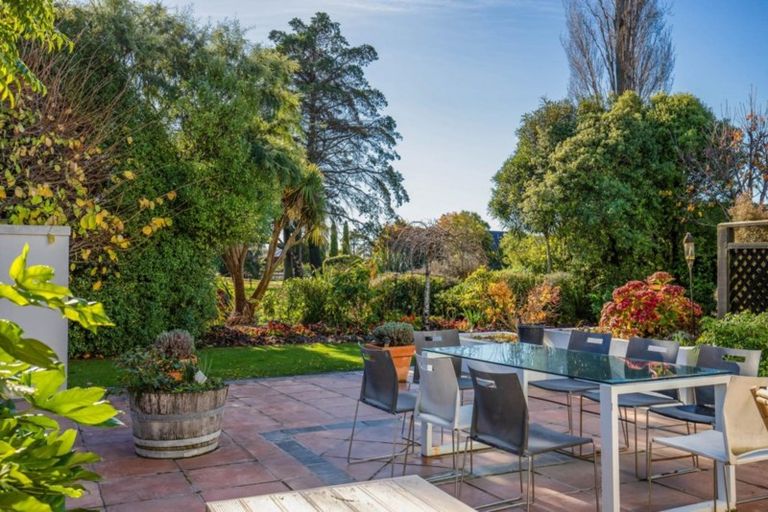 Photo of property in 15 Brookford Place, Westmorland, Christchurch, 8025