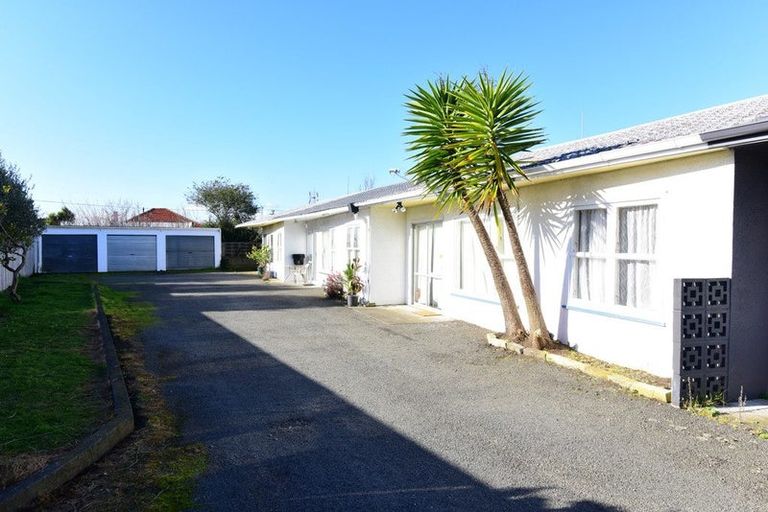 Photo of property in 2/90 Campbell Street, Whanganui, 4500