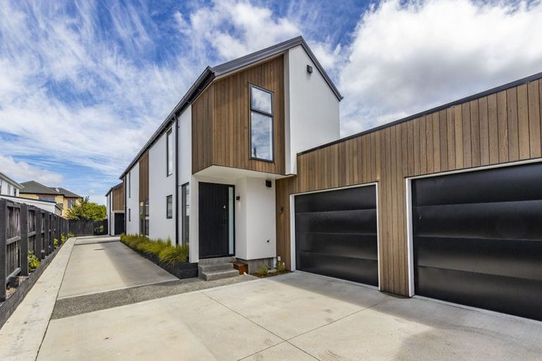 Photo of property in 4/63 Waltham Road, Sydenham, Christchurch, 8023