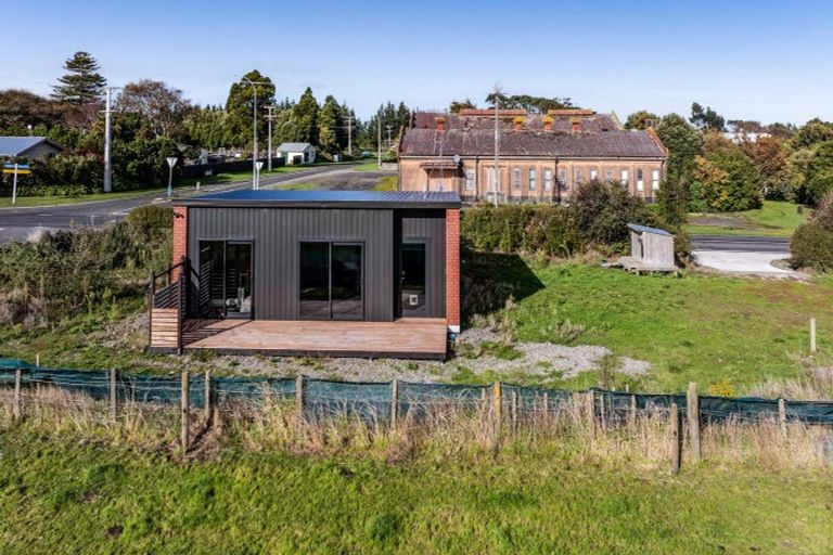 Photo of property in 1790 Eltham Road, Riverlea, Hawera, 4679