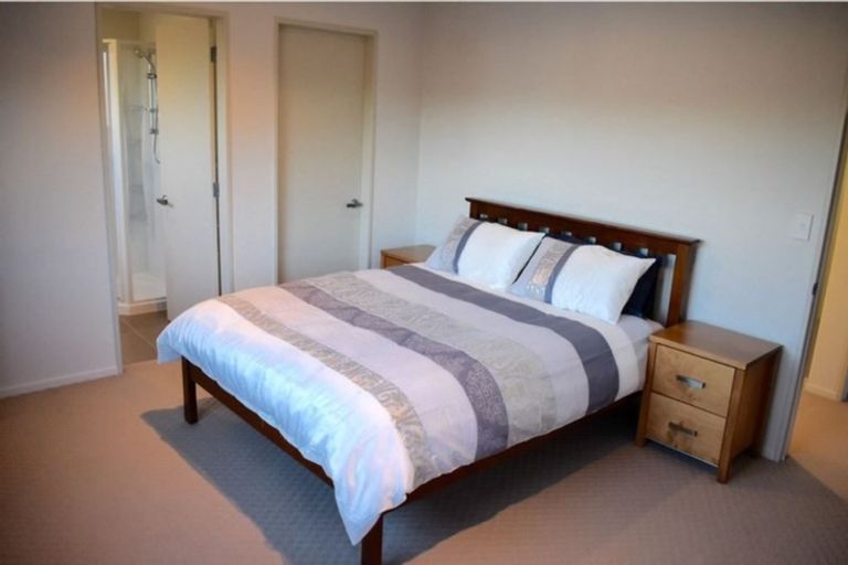 Photo of property in 238 Mark Avenue, Grenada Village, Wellington, 6037