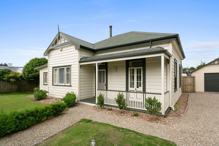 Photo of property in 138 Victoria Street, Cambridge, 3434