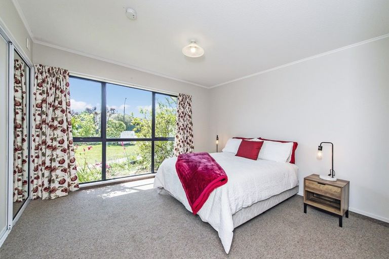 Photo of property in 1 Devon Crescent, Darfield, 7510