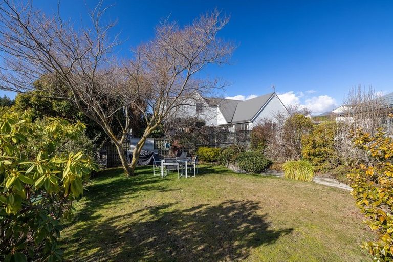 Photo of property in 23 Scaife Place, Wanaka, 9305