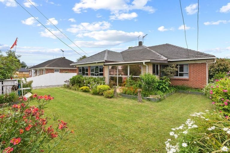 Photo of property in 57 Settlement Road, Papakura, 2110